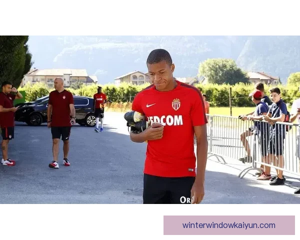 姆巴佩摩纳哥首秀表现令人瞩目，状态持续提升引发关注